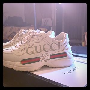 Rhyton Gucci logo leather sneaker